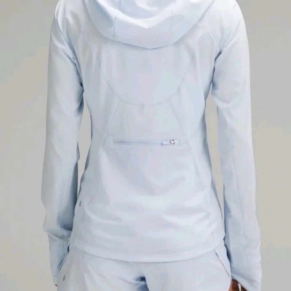 Lululemon Mist Over Windbreaker Light Blue - Picture 12 of 12